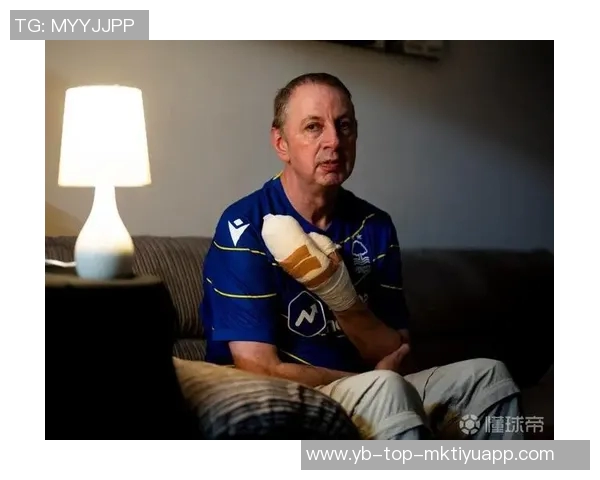 森林球迷见义勇为遭遇重伤俱乐部慷慨捐款一万英镑助其康复