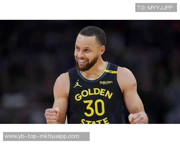 追梦精准传球布朗尼外线助攻库里高弧度三分球如虹命中 追梦精准传球布朗尼外线助攻库里高弧度三分球如虹命中