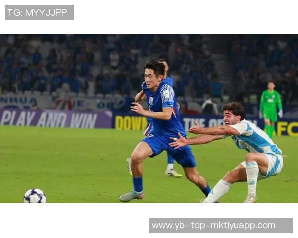 阿苏埃单刀突入禁区遭侵犯裁判未判点球引发强烈不满