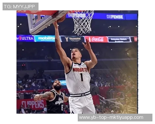 小波特高效表现半场8中6三分命中率出色贡献14分3篮板2助攻